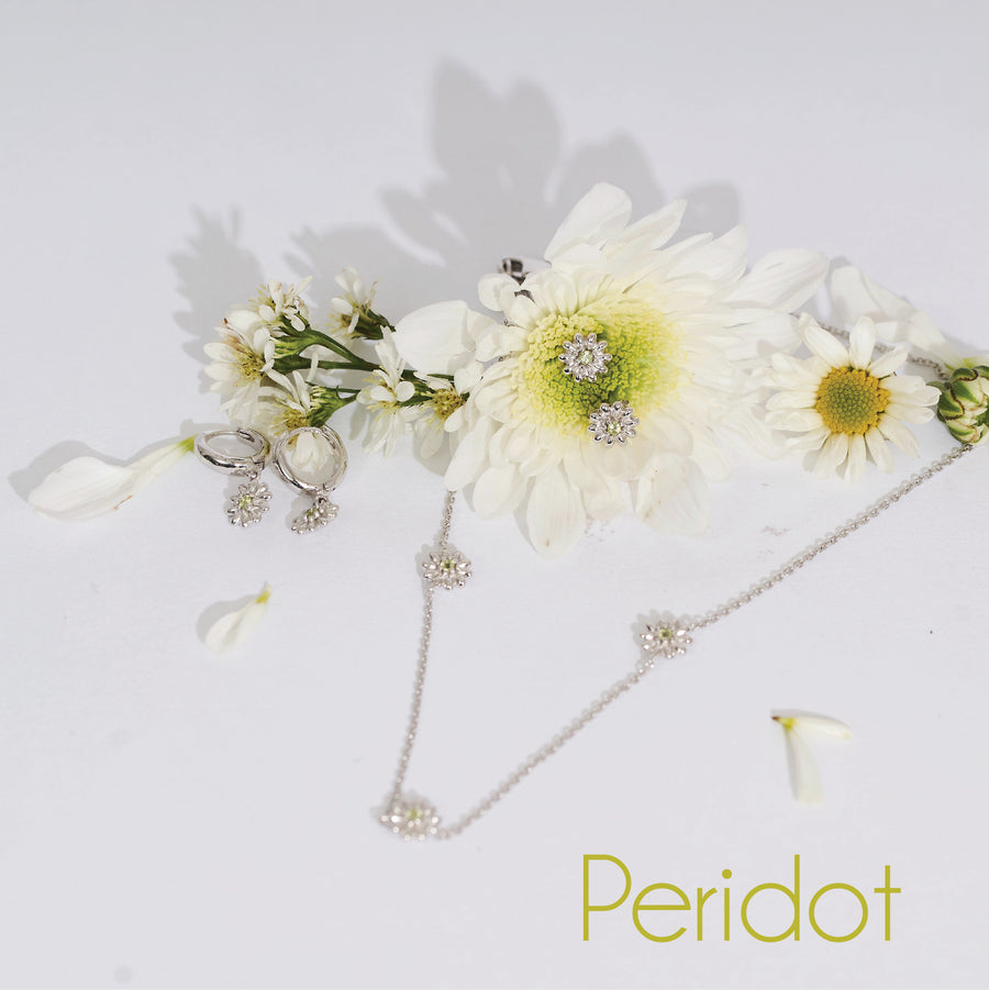 Daffodil Peridot Necklace