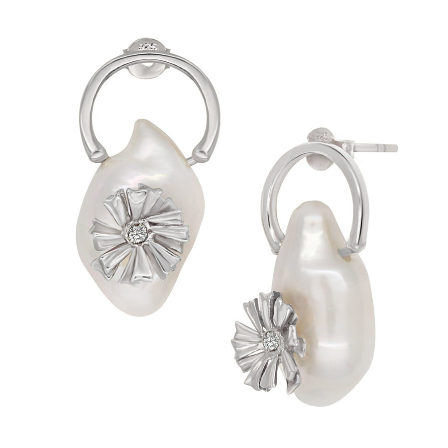 Artemis Chicory Baroque Pearl Earring